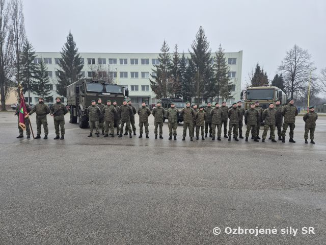 Slávnostný nástupu k odchodu 1. rotácie chemikov do vojenskej operácie PREDSUNUTÁ PRÍTOMNOSŤ v Lotyšsku dňa 20. decembra 2024.