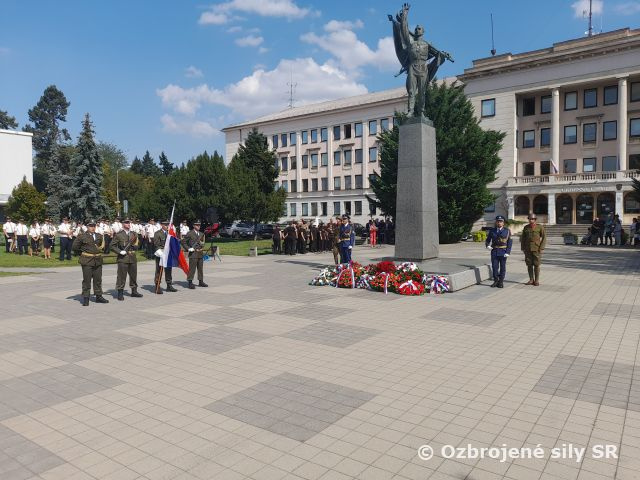 Profesionáli spod Zobora si pripomenuli 80. výročie SNP