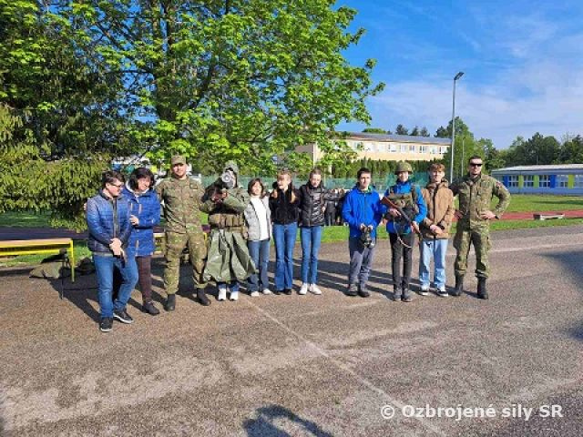 Profesionáli z Nitry na základnej škole vo Vrábľoch