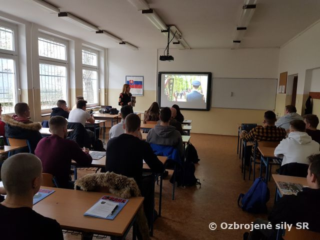 Staň sa kadetom, profesionálnym vojakom OS SR