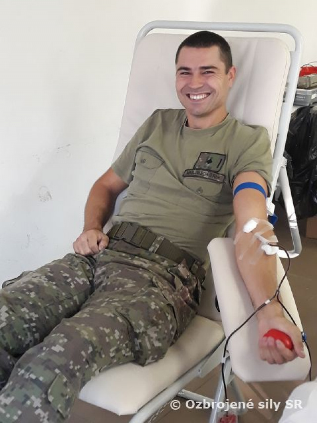 Kvapka krvi od ženistu