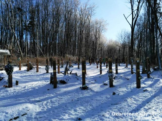 Pochodom úcty na vrch Borsó sme si uctili pamiatku našich kolegov, priateľov; príslušníkov ozbrojených síl