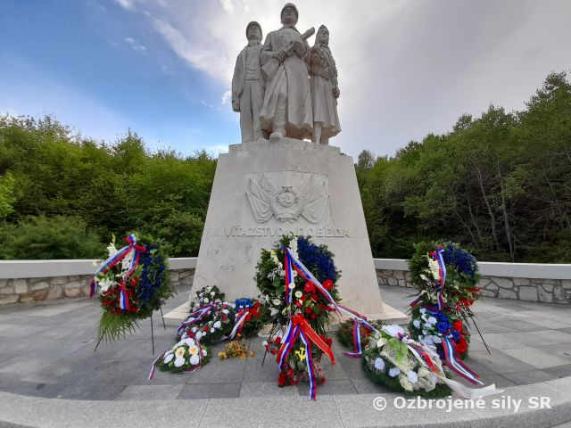 Pochod vďaky na Dargov a oslavy 78.výročia SNP 