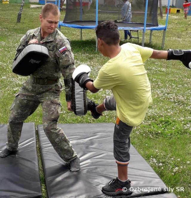 Branno-športový deň