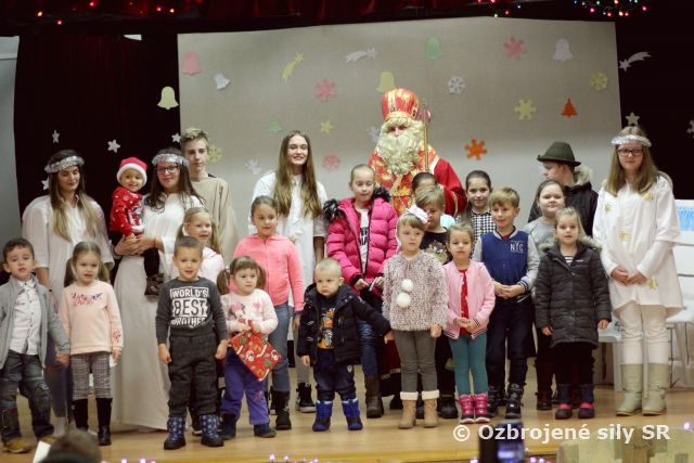 Mikuláš v kasárňach