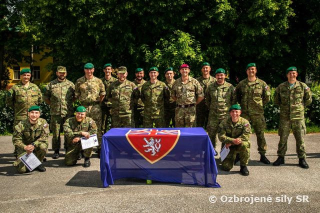 Slávnostné ukončenie „BMATT Instructor Training Course“ v posádke Rožňava