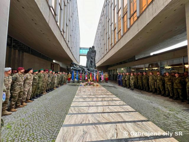 Udelenie medailí ministerky obrany Českej republiky