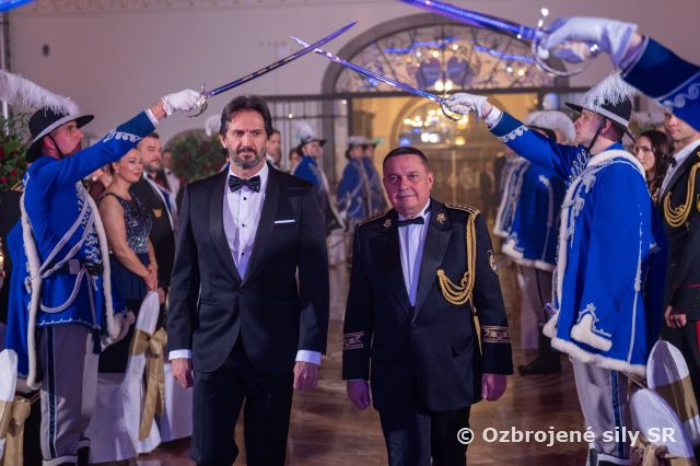 Charitatívny galavečer OS SR bol  venovaný deťom našich hrdinov