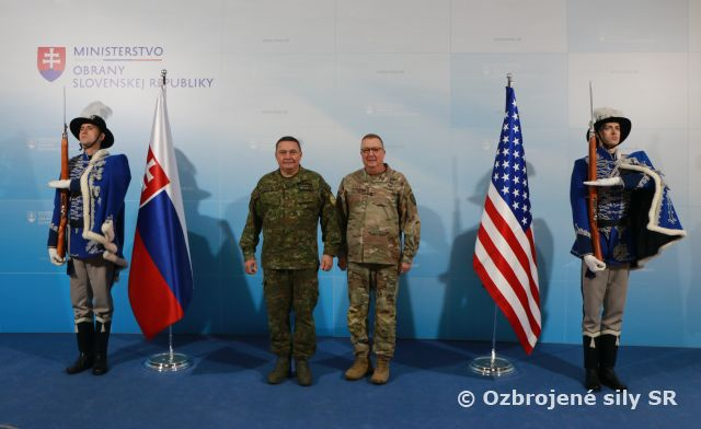 Veliteľ Národnej gardy americkej Indiany na návšteve  Slovenska