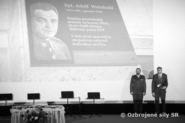 Veliteľ 43. zásobovacej základne medzi laureátmi