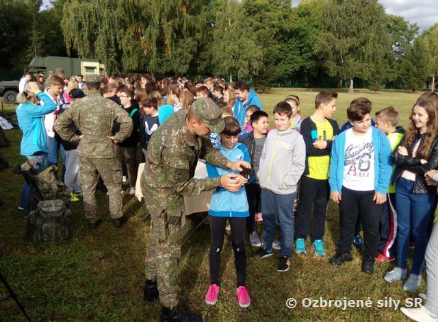Branné cvičenie na gymnáziu v Trebišove 