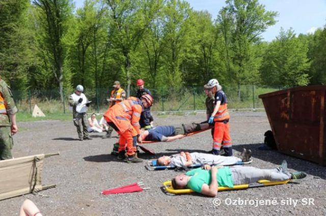 Súťaž záchranárskych posádok na Lešti
