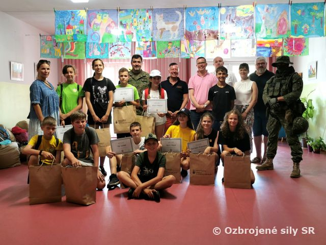 Modernú podobu branných cvičení si vyskúšali deti v Prievidzi