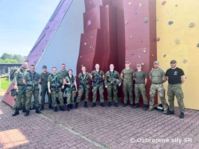 Znovuotvorenie trenažéra JAKUB v priestoroch 22. mechanizovaného práporu v Michalovciach