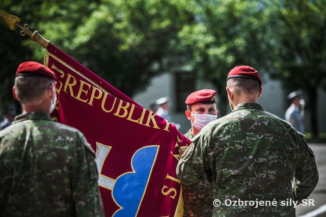 TASR: "Dočasným veliteľom 5. pluku špeciálneho určenia je Miroslav Modrocký"