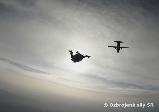 Military Free Fall Course –  nová spôsobilosť pre “špeciálov”