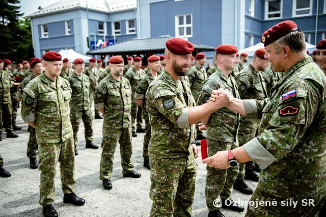Špeciáli oslavovali špeciálny deň - 30. výročie 5. pluku špeciálneho určenia