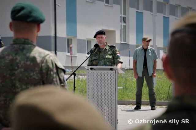 Predseda vojenského výboru NATO na návšteve Slovenska