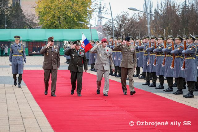 Generáli zo Slovenska, Čiech, Poľska a Maďarska rokovali na Slovensku