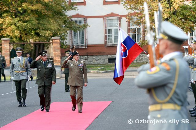 Aliančný operačný veliteľ na návšteve Slovenska