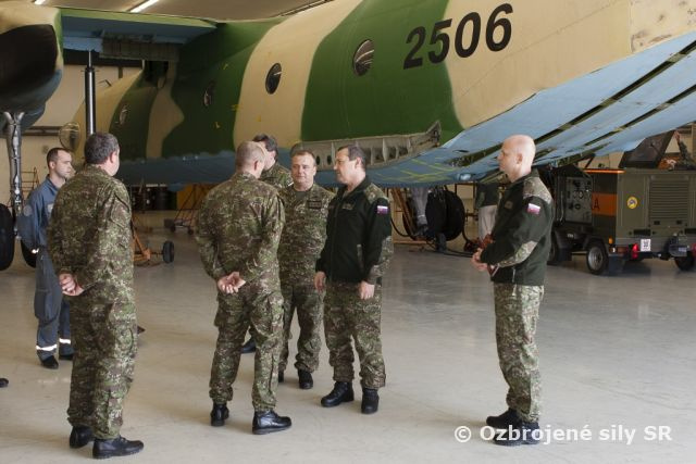 Náčelník Generálneho štábu na pôde dopravného krídla