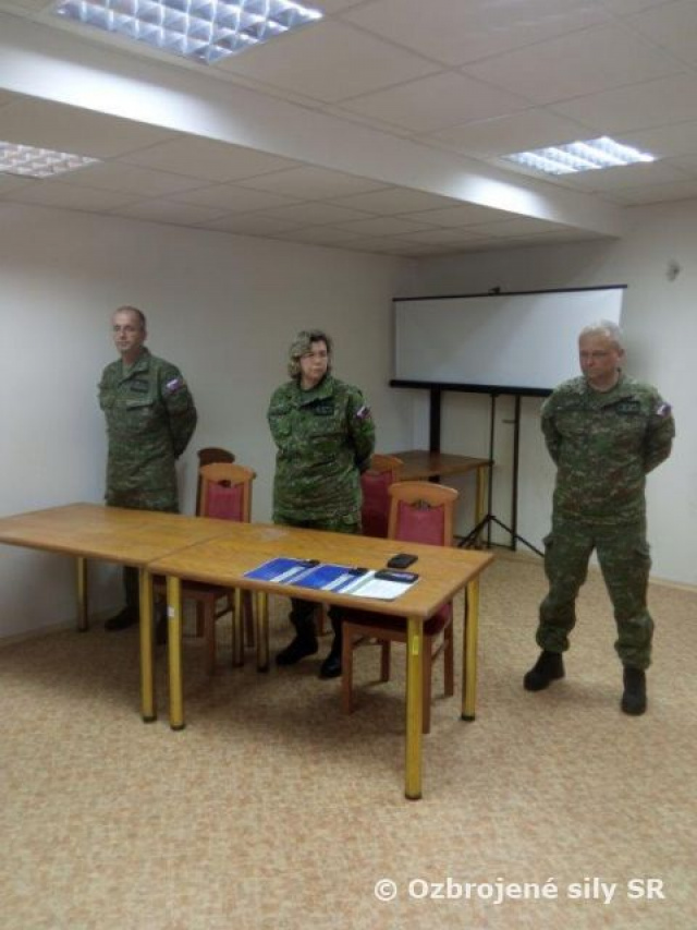 Posledný  nástup príslušníkov 4. pluku logistiky v pôvodnej zostave s 44. centrom logistických služieb