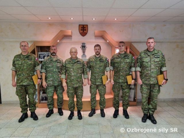 Rozlúčka s veliteľmi priamo podriadených útvarov