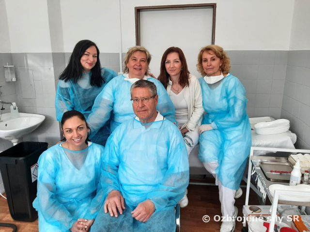 Boj s pandémiou stále pokračuje 