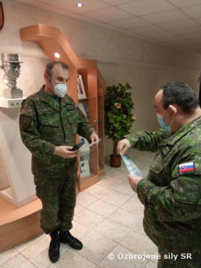 Rozlúčka s náčelníkom výstrojnej služby