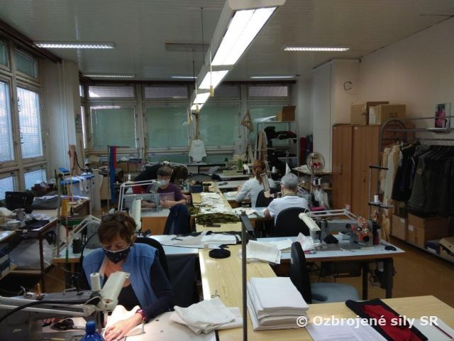 Vlastné rúška pre ozbrojené sily