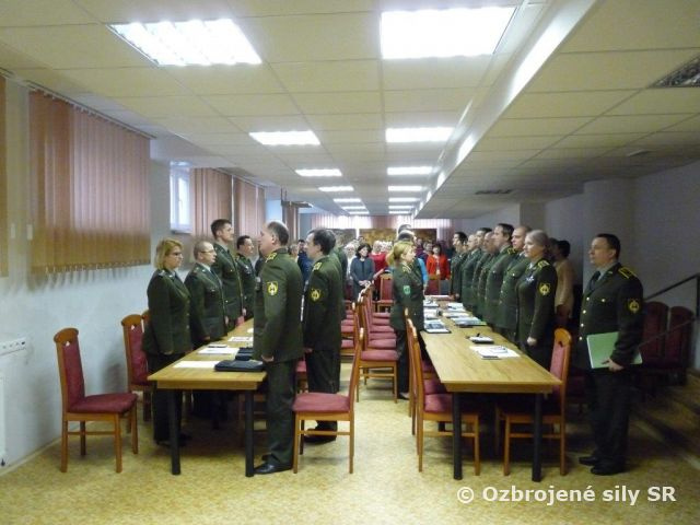 Prvé zhromaždenie príslušníkov úradu s novým veliteľom