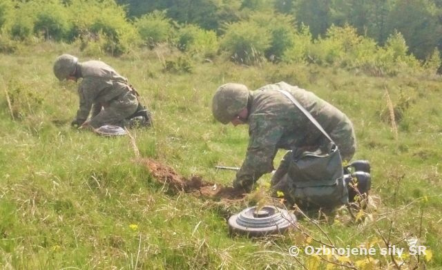 Turecký vrch preveril ženistov v ostrom trhaní a mínovaní  