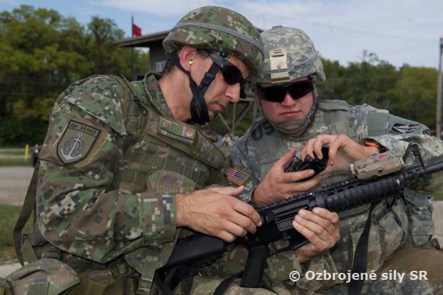 Ženisti v Indiane, USA