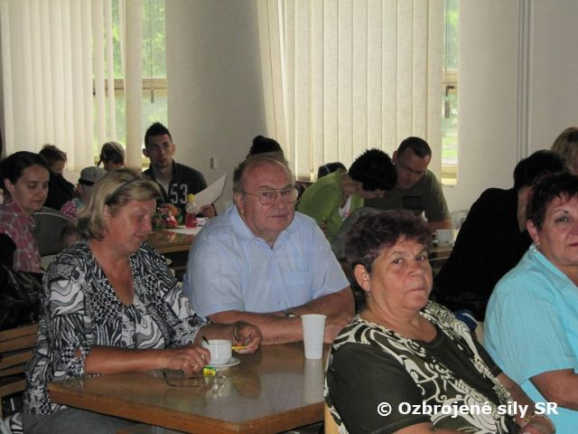 OZNAM o konaní stretnutia veliteľa s rodinami vojakov