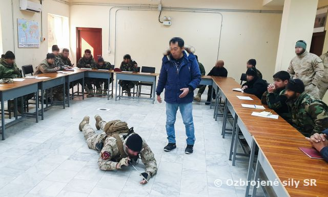 Afganskí špeciáli - inštruktori už pripravení pre základné kurzy