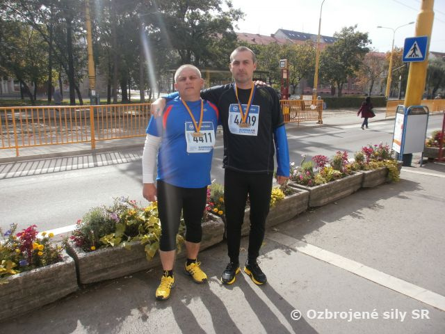 Vojenskí chemici na medzinárodnom maratóne mieru v Košiciach