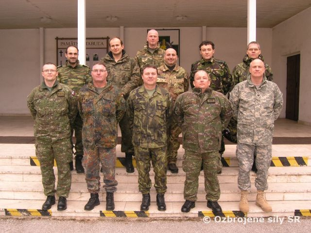 Delegácia Centra výnimočnosti JCBRND v rožňavskom prápore rchbo