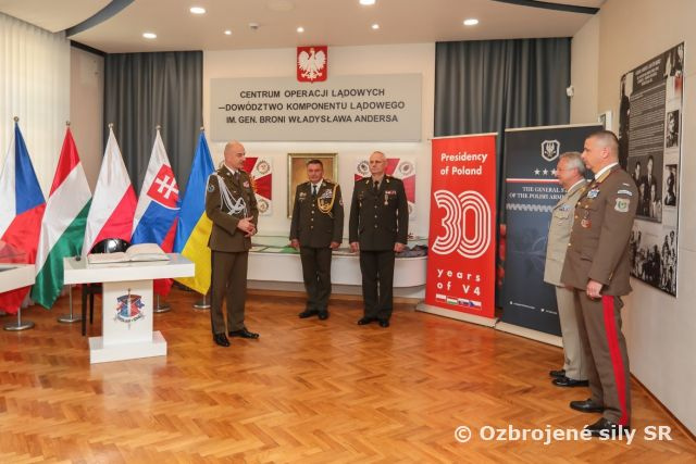 Rokovanie náčelníkov Generálnych štábov krajín V4