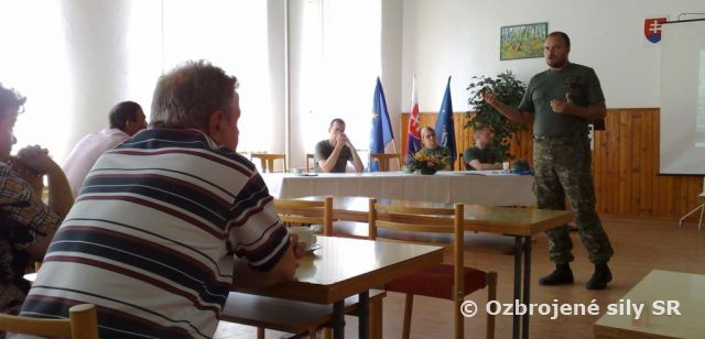 OZNAM o konaní stretnutia veliteľa práporu s rodinami vojakov