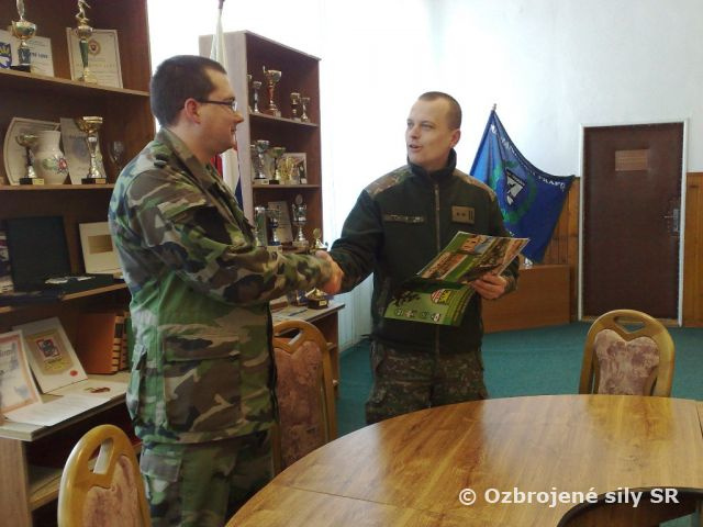 Ustanovenie do funkcie nového veliaceho poddôstojníka práporu