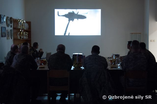 Žilinský 5. pluk navštívil šéf amerických špeciálov dislokovaných v Európe