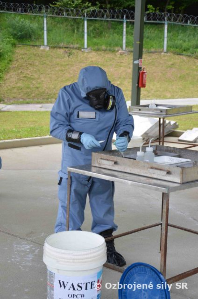 Výcvik expertov členský krajín Organizácie pre zákaz chemických zbraní