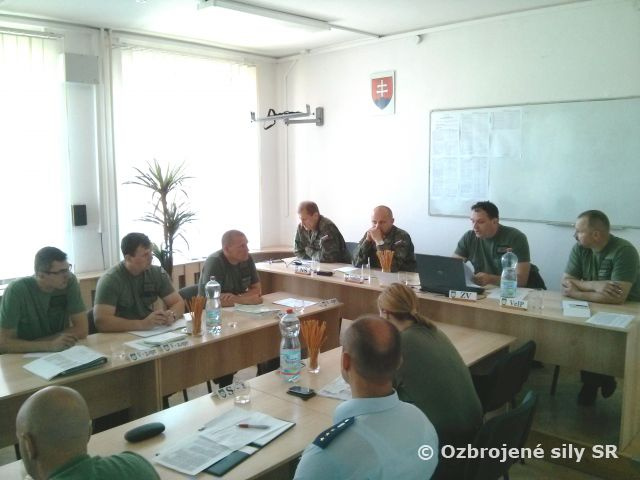 Pracovná porada k výrobnej a opravárenskej činnosti