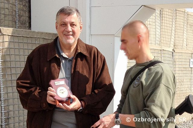 Osobitný predstaviteľ Kubiš navštívil špeciálov v Kábule