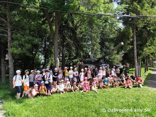Návšteva študentov Súkromnej základnej školy Life Academy Poprad v priestoroch Centra zásob Poprad 