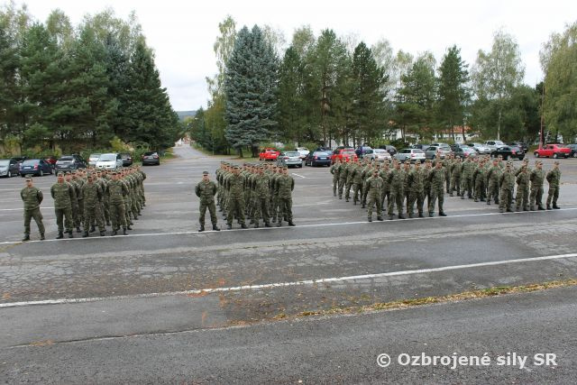 Slávnostný nástup k výročiu vzniku prRLPs