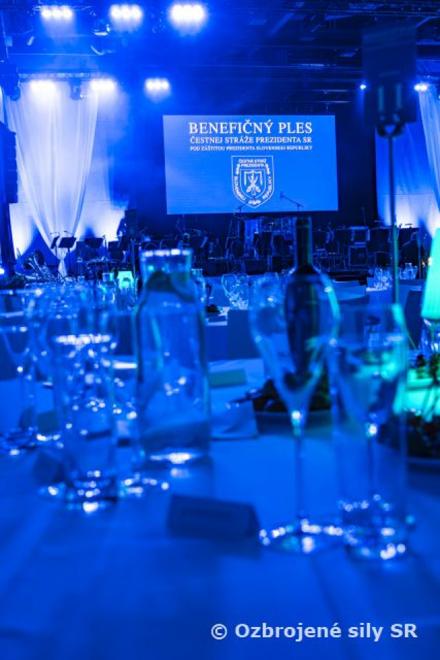 Druhý ročník Benefičného plesu Čestnej stráže prezidenta SR