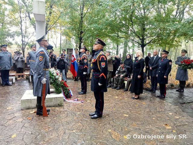 Červený mak 2023 - symbol vojnových veteránov.