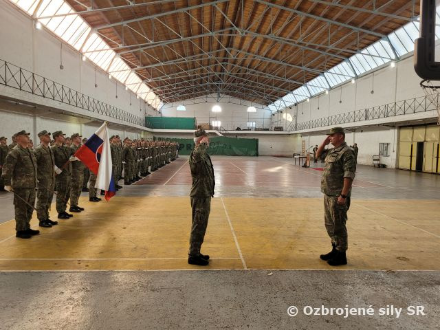 Slávnostný vojenský ceremoniál