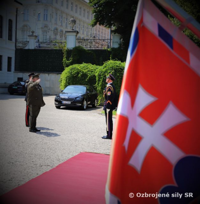 Rozlúčka s generálom